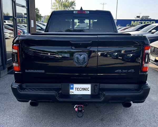 Черный Ram 1500, объемом двигателя 5.65 л и пробегом 140 тыс. км за 49000 $, фото 3 на Automoto.ua