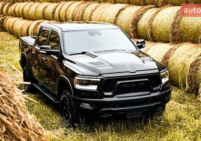 Ram 1500 2020 в Ровно на Automoto.ua Черный Ram 1500, объемом двигателя 2.99 л и пробегом 128 тыс. км за 64999 $, фото 41 на Automoto.ua
