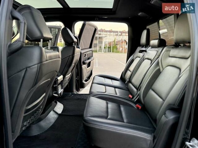 Ram 1500 2020 в Киеве на Automoto.ua Черный Ram 1500, объемом двигателя 0 л и пробегом 61 тыс. км за 109900 $, фото 50 на Automoto.ua
