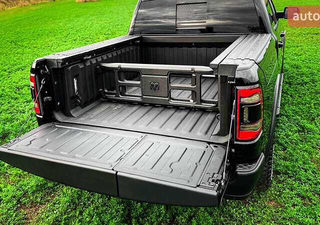 Ram 1500 2020 в Ровно на Automoto.ua Черный Ram 1500, объемом двигателя 2.99 л и пробегом 128 тыс. км за 64999 $, фото 38 на Automoto.ua
