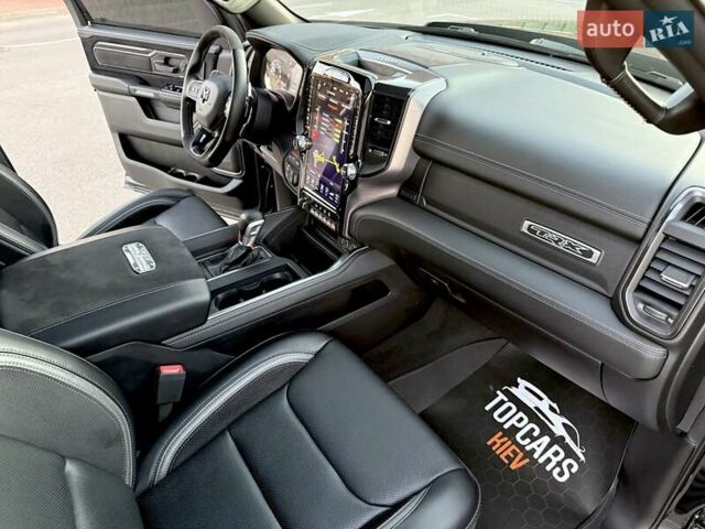 Ram 1500 2020 в Киеве на Automoto.ua Черный Ram 1500, объемом двигателя 0 л и пробегом 61 тыс. км за 109900 $, фото 36 на Automoto.ua
