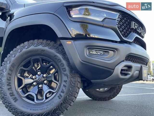 Черный Ram 1500, объемом двигателя 6.2 л и пробегом 1 тыс. км за 129000 $, фото 7 на Automoto.ua