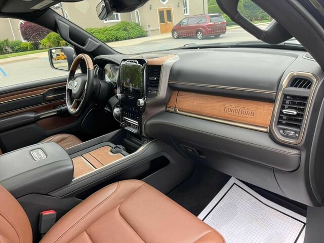 Ram 1500 2021 в Чернигове на Automoto.ua Черный Ram 1500, объемом двигателя 5.7 л и пробегом 25 тыс. км за 36000 $, фото 11 на Automoto.ua