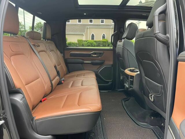 Ram 1500 2021 в Чернигове на Automoto.ua Черный Ram 1500, объемом двигателя 5.7 л и пробегом 25 тыс. км за 36000 $, фото 13 на Automoto.ua