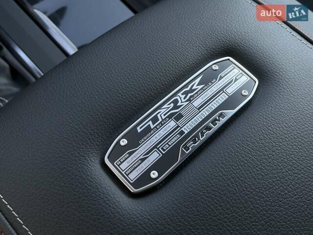 Черный Ram 1500, объемом двигателя 6.2 л и пробегом 1 тыс. км за 129000 $, фото 40 на Automoto.ua