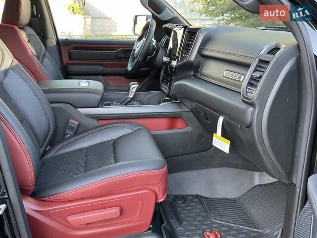 Черный Ram 1500, объемом двигателя 6.2 л и пробегом 1 тыс. км за 129000 $, фото 41 на Automoto.ua