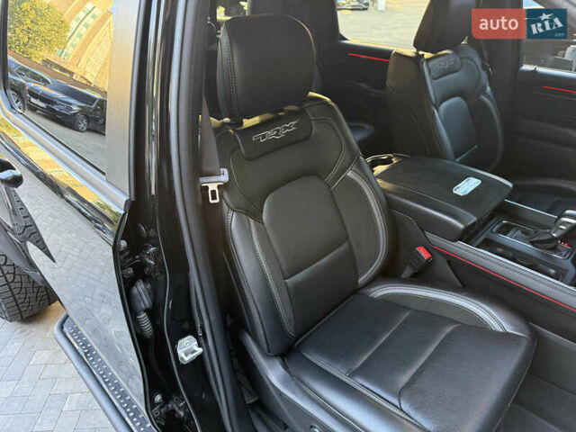 Черный Ram 1500, объемом двигателя 6.2 л и пробегом 43 тыс. км за 123000 $, фото 44 на Automoto.ua