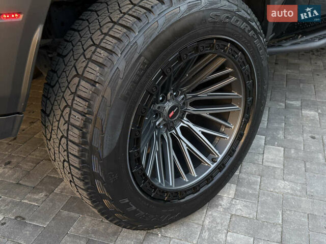 Черный Ram 1500, объемом двигателя 6.2 л и пробегом 43 тыс. км за 123000 $, фото 72 на Automoto.ua