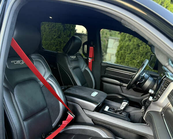 Черный Ram 1500, объемом двигателя 6.2 л и пробегом 30 тыс. км за 135000 $, фото 12 на Automoto.ua