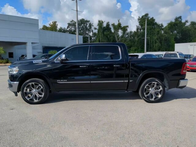 Ram 1500 2022 в Черкассах на Automoto.ua Черный Ram 1500, объемом двигателя 5.7 л и пробегом 19 тыс. км за 20400 $, фото 2 на Automoto.ua