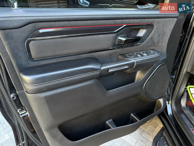 Черный Ram 1500, объемом двигателя 6.2 л и пробегом 43 тыс. км за 123000 $, фото 35 на Automoto.ua