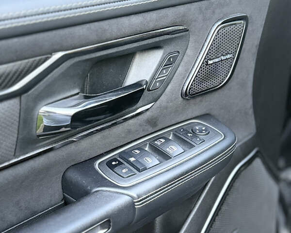 Черный Ram 1500, объемом двигателя 6.2 л и пробегом 30 тыс. км за 135000 $, фото 11 на Automoto.ua