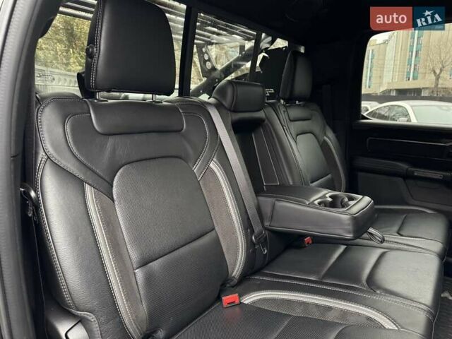 Чорний Ram 1500, об'ємом двигуна 6.2 л та пробігом 34 тис. км за 123000 $, фото 41 на Automoto.ua