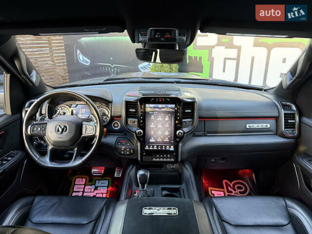 Черный Ram 1500, объемом двигателя 6.2 л и пробегом 43 тыс. км за 123000 $, фото 16 на Automoto.ua