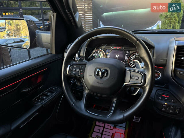 Черный Ram 1500, объемом двигателя 6.2 л и пробегом 43 тыс. км за 123000 $, фото 24 на Automoto.ua