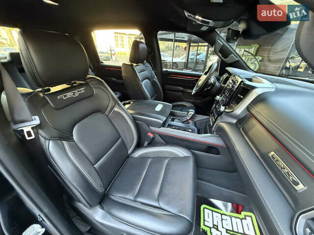 Черный Ram 1500, объемом двигателя 6.2 л и пробегом 43 тыс. км за 123000 $, фото 43 на Automoto.ua