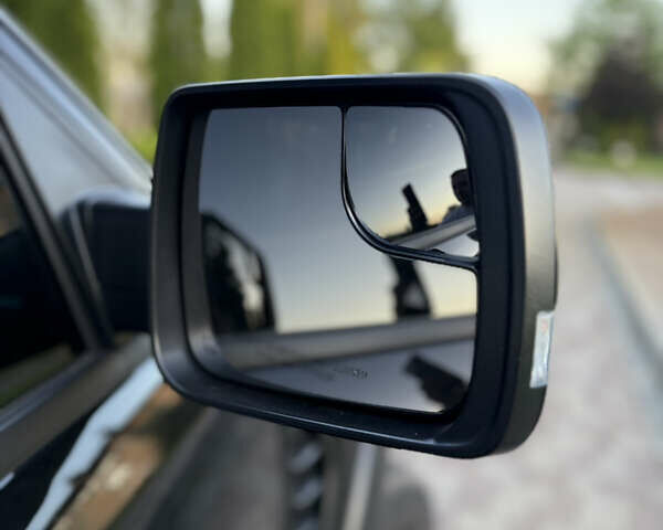 Черный Ram 1500, объемом двигателя 6.2 л и пробегом 30 тыс. км за 135000 $, фото 16 на Automoto.ua