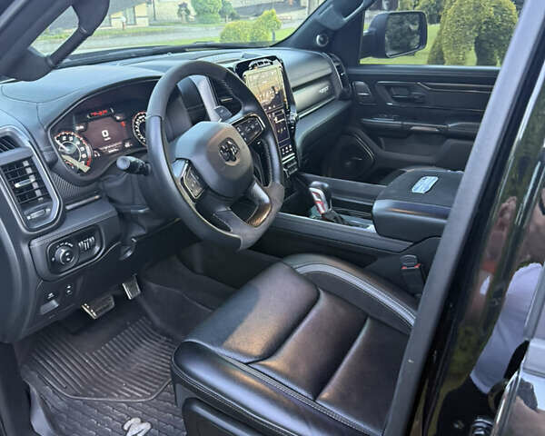 Черный Ram 1500, объемом двигателя 6.2 л и пробегом 30 тыс. км за 135000 $, фото 10 на Automoto.ua