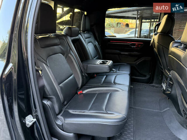 Черный Ram 1500, объемом двигателя 6.2 л и пробегом 43 тыс. км за 123000 $, фото 40 на Automoto.ua