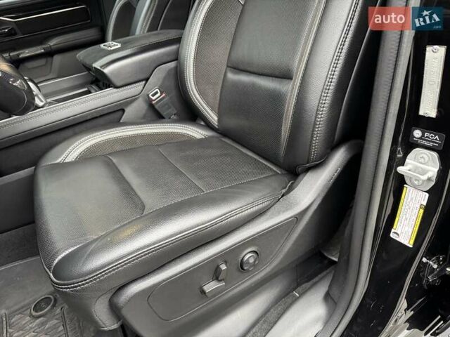 Чорний Ram 1500, об'ємом двигуна 6.2 л та пробігом 34 тис. км за 123000 $, фото 16 на Automoto.ua