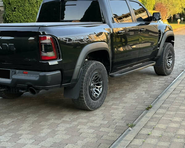 Черный Ram 1500, объемом двигателя 6.2 л и пробегом 30 тыс. км за 135000 $, фото 3 на Automoto.ua