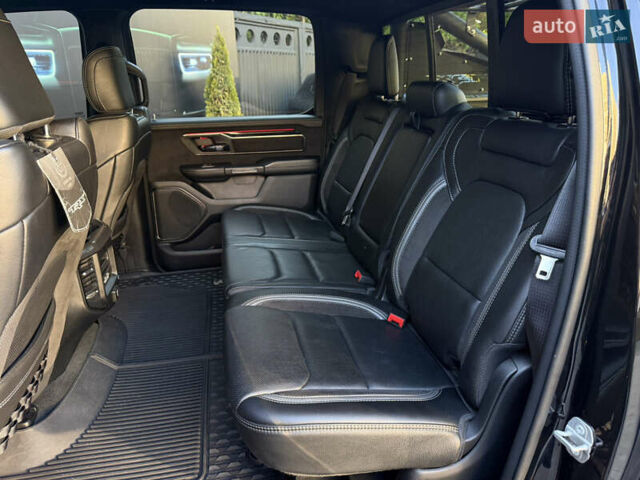 Черный Ram 1500, объемом двигателя 6.2 л и пробегом 43 тыс. км за 123000 $, фото 38 на Automoto.ua