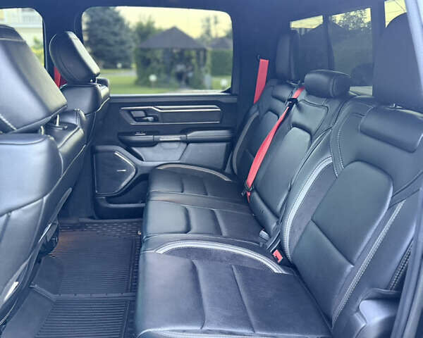 Черный Ram 1500, объемом двигателя 6.2 л и пробегом 30 тыс. км за 135000 $, фото 18 на Automoto.ua