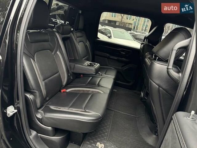 Чорний Ram 1500, об'ємом двигуна 6.2 л та пробігом 34 тис. км за 123000 $, фото 39 на Automoto.ua