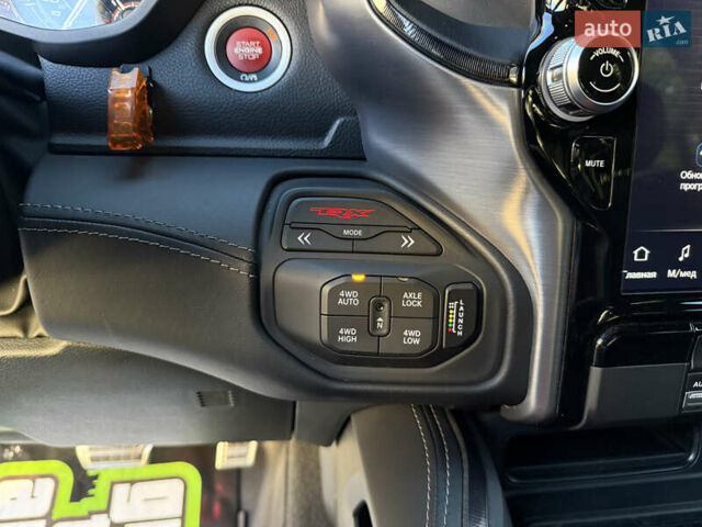 Черный Ram 1500, объемом двигателя 6.2 л и пробегом 43 тыс. км за 123000 $, фото 30 на Automoto.ua