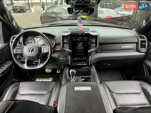 Чорний Ram 1500, об'ємом двигуна 6.2 л та пробігом 34 тис. км за 123000 $, фото 24 на Automoto.ua