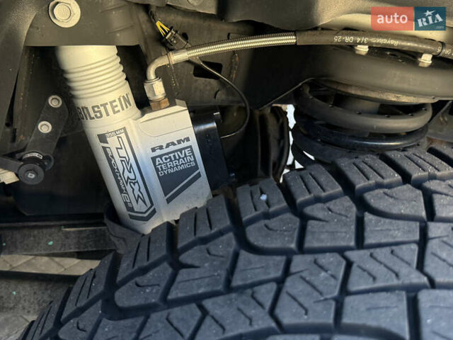 Черный Ram 1500, объемом двигателя 6.2 л и пробегом 43 тыс. км за 123000 $, фото 59 на Automoto.ua