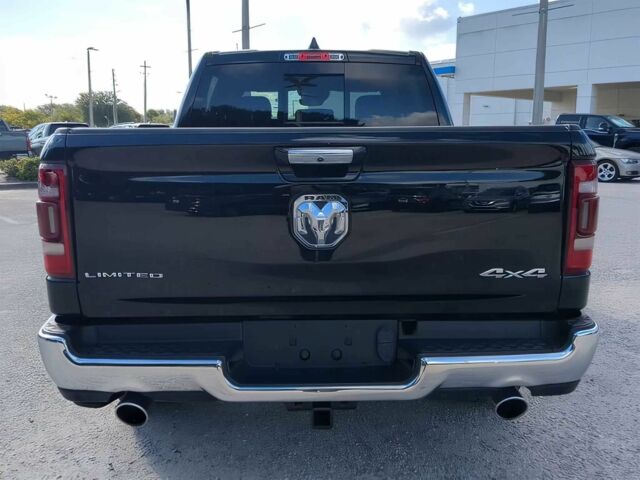 Ram 1500 2022 в Черкассах на Automoto.ua Черный Ram 1500, объемом двигателя 5.7 л и пробегом 19 тыс. км за 20400 $, фото 4 на Automoto.ua