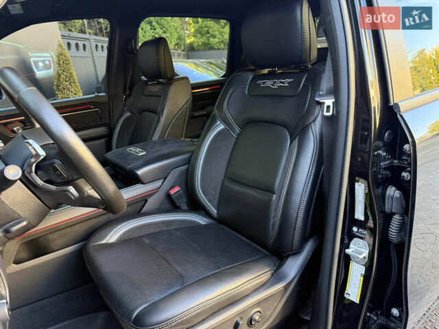 Черный Ram 1500, объемом двигателя 6.2 л и пробегом 43 тыс. км за 123000 $, фото 52 на Automoto.ua