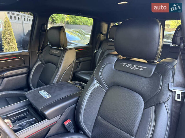 Черный Ram 1500, объемом двигателя 6.2 л и пробегом 43 тыс. км за 123000 $, фото 51 на Automoto.ua