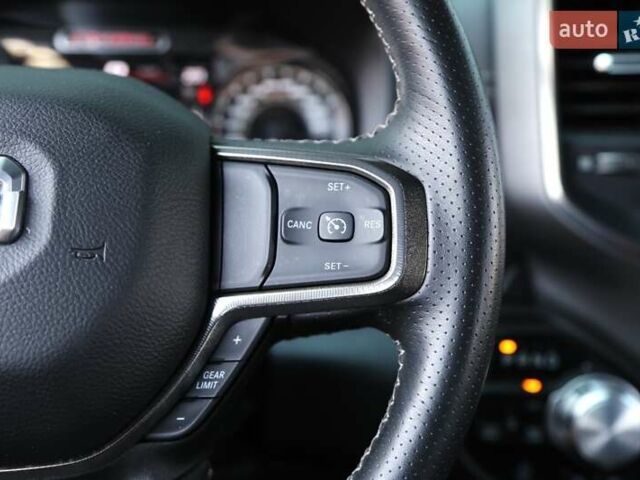 Ram 1500 2023 в Киеве на Automoto.ua Черный Ram 1500, объемом двигателя 5.65 л и пробегом 54 тыс. км за 75000 $, фото 31 на Automoto.ua
