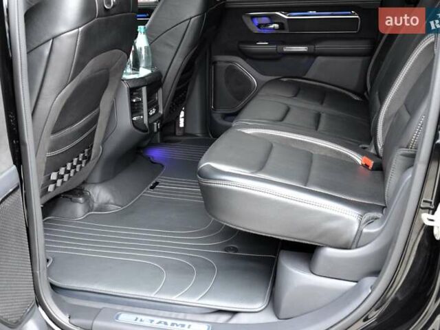 Ram 1500 2023 в Киеве на Automoto.ua Черный Ram 1500, объемом двигателя 6.2 л и пробегом 24 тыс. км за 155000 $, фото 45 на Automoto.ua