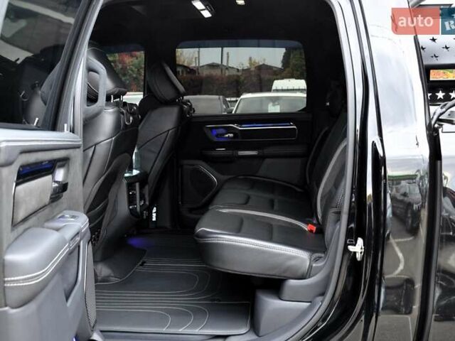 Ram 1500 2023 в Киеве на Automoto.ua Черный Ram 1500, объемом двигателя 6.2 л и пробегом 24 тыс. км за 155000 $, фото 43 на Automoto.ua