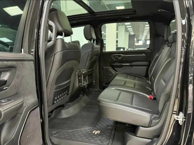 Чорний Ram 1500, об'ємом двигуна 6.2 л та пробігом 13 тис. км за 88900 $, фото 11 на Automoto.ua