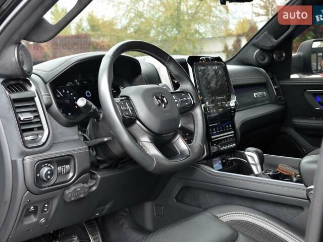 Ram 1500 2023 в Киеве на Automoto.ua Черный Ram 1500, объемом двигателя 6.2 л и пробегом 24 тыс. км за 155000 $, фото 38 на Automoto.ua