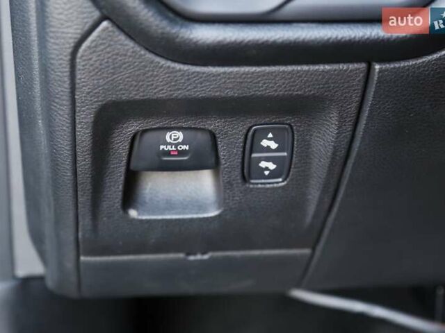 Ram 1500 2023 в Киеве на Automoto.ua Черный Ram 1500, объемом двигателя 5.65 л и пробегом 54 тыс. км за 75000 $, фото 30 на Automoto.ua