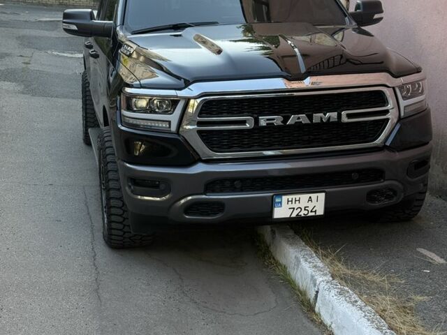 Черный Ram 1500, объемом двигателя 3.6 л и пробегом 12 тыс. км за 36000 $, фото 1 на Automoto.ua