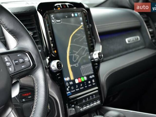 Ram 1500 2023 в Киеве на Automoto.ua Черный Ram 1500, объемом двигателя 6.2 л и пробегом 24 тыс. км за 155000 $, фото 41 на Automoto.ua