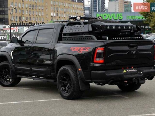 Ram 1500 2023 в Киеве на Automoto.ua Черный Ram 1500, объемом двигателя 6.2 л и пробегом 24 тыс. км за 155000 $, фото 6 на Automoto.ua