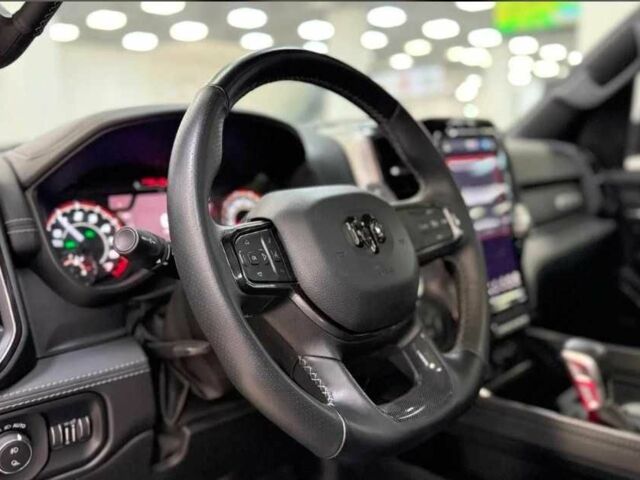 Чорний Ram 1500, об'ємом двигуна 6.2 л та пробігом 13 тис. км за 66900 $, фото 9 на Automoto.ua