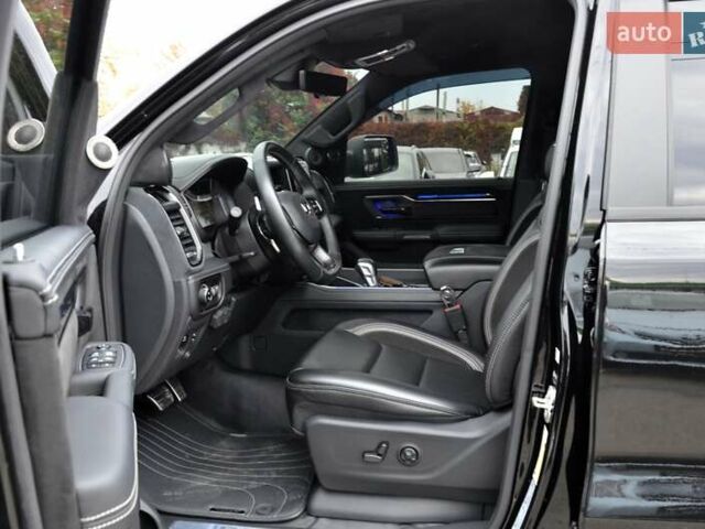 Ram 1500 2023 в Киеве на Automoto.ua Черный Ram 1500, объемом двигателя 6.2 л и пробегом 24 тыс. км за 155000 $, фото 36 на Automoto.ua