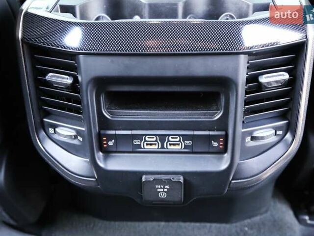 Ram 1500 2023 в Киеве на Automoto.ua Черный Ram 1500, объемом двигателя 5.65 л и пробегом 54 тыс. км за 75000 $, фото 26 на Automoto.ua