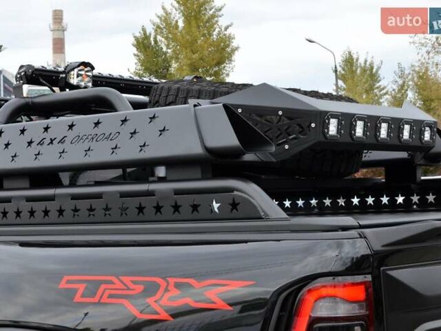 Ram 1500 2023 в Киеве на Automoto.ua Черный Ram 1500, объемом двигателя 6.2 л и пробегом 24 тыс. км за 155000 $, фото 8 на Automoto.ua