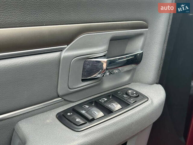 Красный Ram 1500, объемом двигателя 5.65 л и пробегом 220 тыс. км за 22000 $, фото 16 на Automoto.ua
