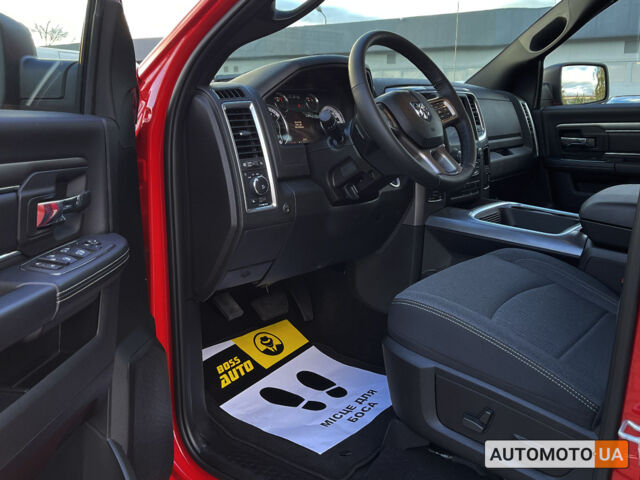 Красный Ram 1500, объемом двигателя 5.7 л и пробегом 100 тыс. км за 60000 $, фото 10 на Automoto.ua