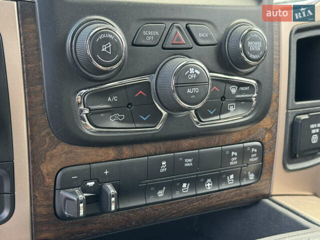 Серый Ram 1500, объемом двигателя 5.65 л и пробегом 77 тыс. км за 39900 $, фото 26 на Automoto.ua